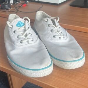Sperry boat shoes with Teal Trim